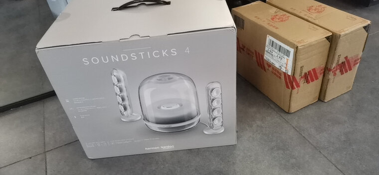 【曝光评测】Harman KardonSOUNDSTICKS 4 质量差强人意？点评 音箱/音响 应该怎么样选择！