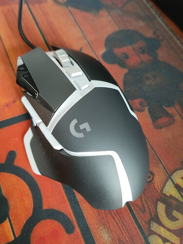 真实情况透露罗技g502se和g502 hero的区别?到底要怎么选择