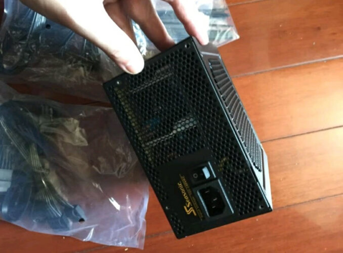 %title插图%num 「电源商家透露」SEASONICCoreGX-550功能评测结果,看看买家怎么样评价的