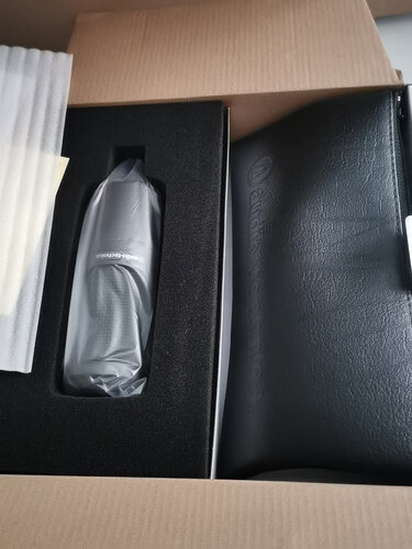 人气博主评价akgc3000和铁三角at2020比较 哪款好？只选对的不选贵的