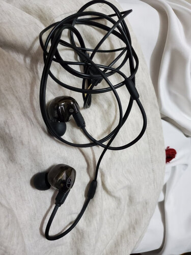 经验解析铁三角im70和ls70is对比？哪个更合适