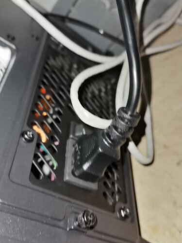 %title插图%num 口碑实情分析全汉HydroGE550电源怎么样评测质量值得买吗?