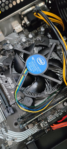 %title插图%num 老司机解读玩家国度ROGSTRIXB460-HGAMING主板评测结果怎么样?不值得买吗?