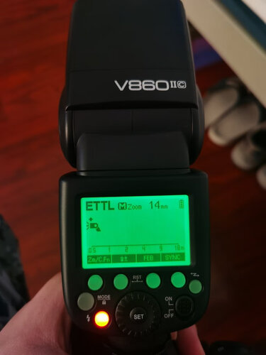 达人爆料神牛v860和v850区别哪个好？到底要怎么选择