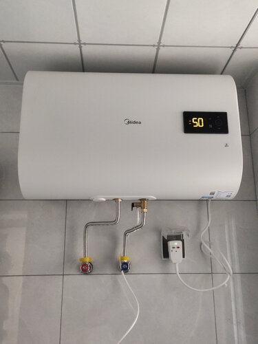 真实感受美的f50-22bt1和华凌Y3的区别？谁是性价比之王？