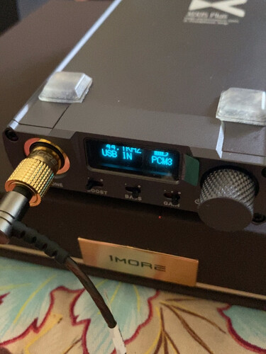 经验解析万魔e1010和ie80s哪个好？良心点评配置区别