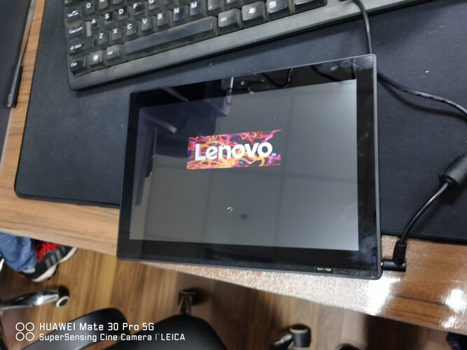 老司机介绍联想miix325和5年前的笔记本？应该怎么样选择