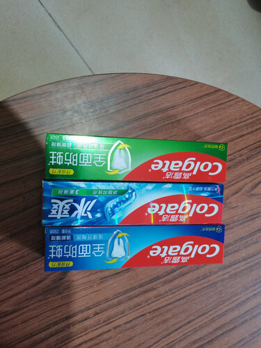 「评价性价比」高露洁电动牙刷e1和e2有什么区别？分析哪款更适合你