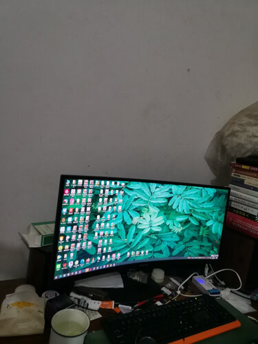 图文对比创维29c1和惠科c299q对比？应该怎么样选择？