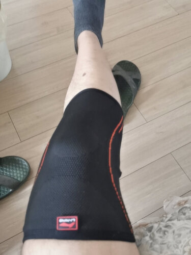 【不要上当】李宁904黑 的 运动护膝 质量真的不好吗？这就是评测结果！