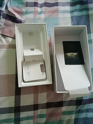 揭秘区别三星galaxy s20 fe 5g与华为p30谁更好一些，到底要怎么选择？