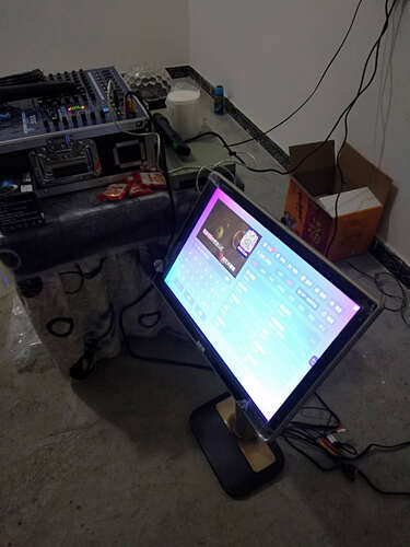 使用一个月后分享音悦阁点歌机是品牌机吗？详细评测报告