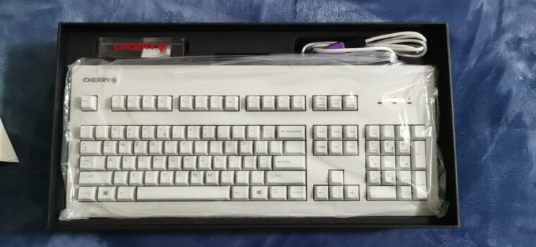 %title插图%num 「网友评价」CHERRYG80-3494LTCEU-0键盘功能评测结果,看看买家怎么样评价的