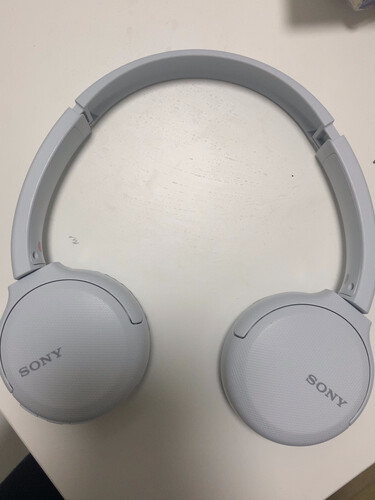 了解区别索尼whch510和jbl500bt哪个好，分析比较哪个好？