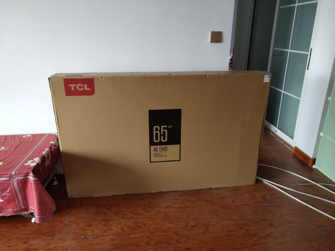 tcl65v8和65v8m有区别吗