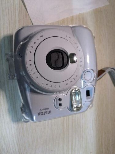 老司机分享instaxmini9和mini11的区别？应该怎么样选择