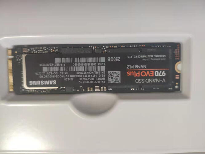 SSD固态硬盘商家爆料三星MZ-V8P250BW怎么样的质量，评测为什么这样？