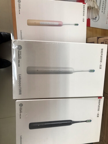 图文对比华为1和苹果11同时进去王者荣耀视频？评测比较哪款好？