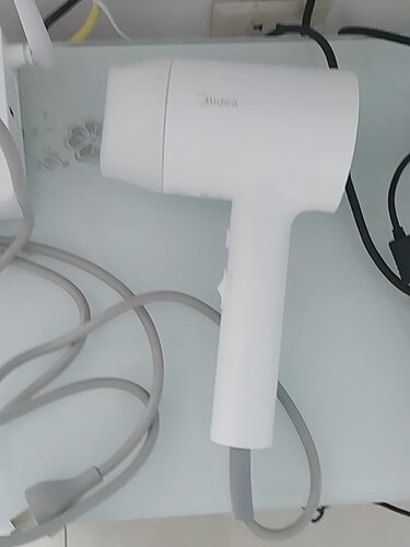 电吹风商家爆料美的MB-AJ0501评测报告怎么样？质量不靠谱？