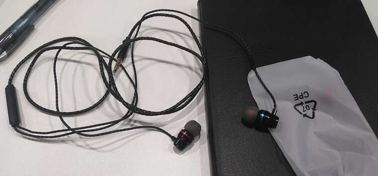 【商家解读】购买耳机/耳麦要注意哪些细节？评测品士红蓝圈的质量好吗怎么样？
