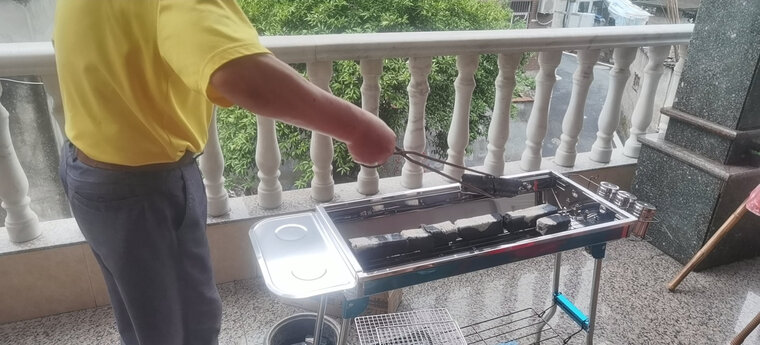 良心解读尚烤佳烧烤炉 烧烤架 炭烤炉 烤肉架烧烤用具评测报告怎么样？质量不靠谱？
