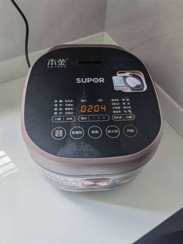感受使用一下苏泊尔sf40hc43 sf40hc45有什么区别，使用1个月感受？