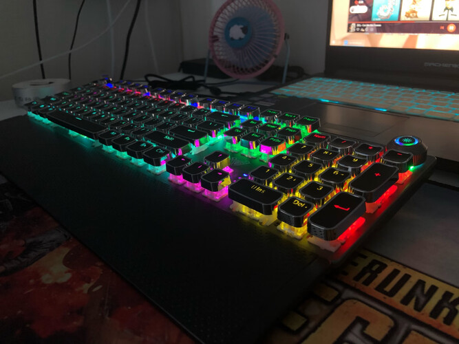 【精华帖】狼蛛f2088和雷柏v500pro哪个好？评测结果不看后悔