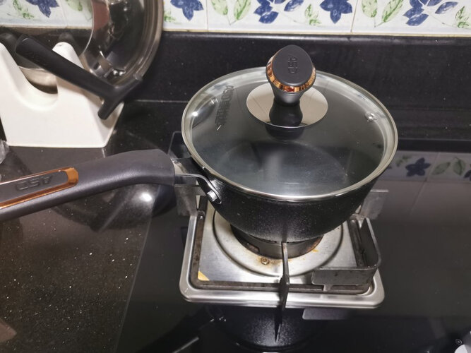 【深度评测】爱仕达NS16L1Q 质量好不好怎么样？买奶锅 应该注意哪些方面细节！