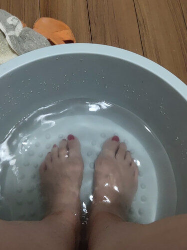 「脸盆/水桶商家透露」通宝优品新款泡脚桶怎么样评测质量值得买吗？