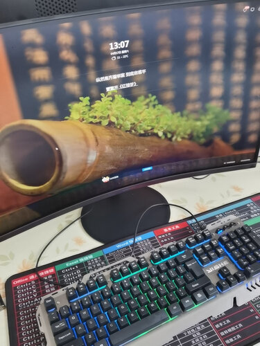 对比报告「求助」三星c27f396fhc和c27f390区别有什么不同，对比哪款性价比更高？