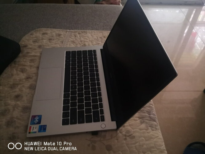 不偏袒对比「评价性价比」荣耀magicbookpro和荣耀magicbook15 哪款好用，深度剖析功能区别？