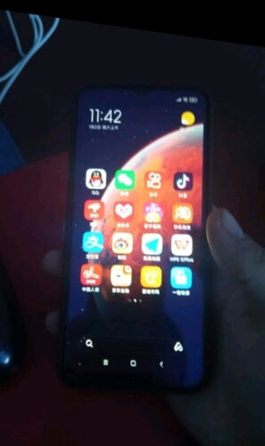 说说区别人气博主评价华为畅享z 5g与荣耀play4那个对眼睛更好，真的有人被骗了吗？