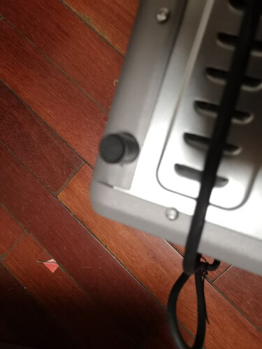 对比报告苏泊尔k10fk610和美的t1-108b那个里面的体积大？深度剖析功能区别？