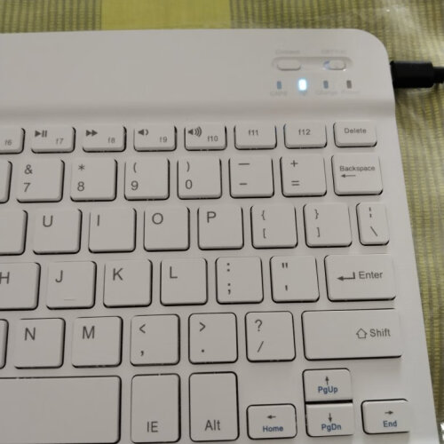 【独家】分享 卡麦仑蓝牙键盘 质量评测数据怎么样，这款平板电脑配件符合你的要求吗？