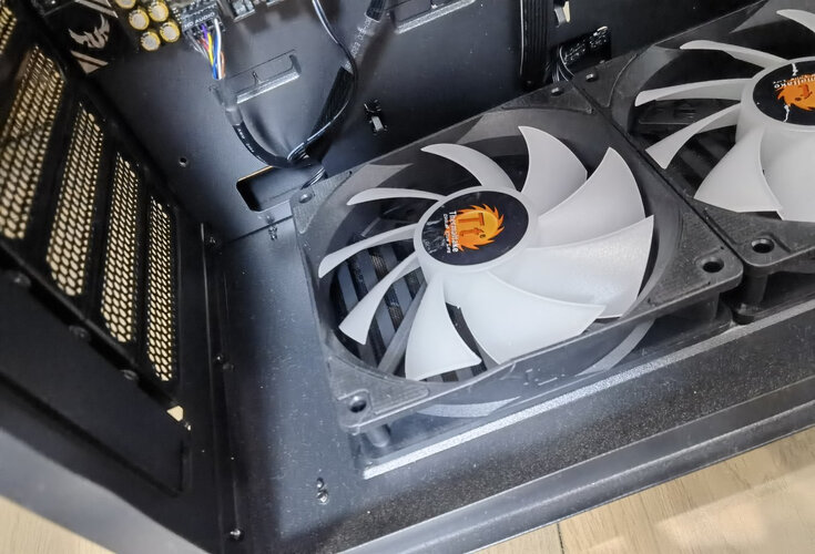 老司机介绍散热器ThermaltakeMatrix14怎么样的质量，评测为什么这样？