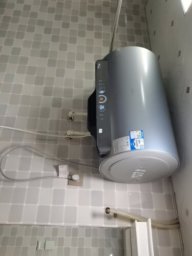 人气博主爆料海尔mv5热水器怎么样？1个月使用感受曝光？