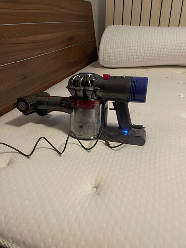 入手区别戴森v8fluffy和fluffy origin区别哪款更适合，谁是性价比之王？