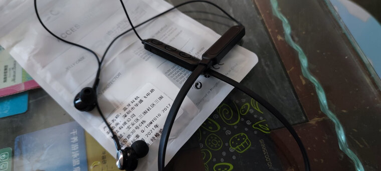 蓝牙耳机商家爆料欣配挂脖蓝牙耳机评测结果怎么样？不值得买吗？