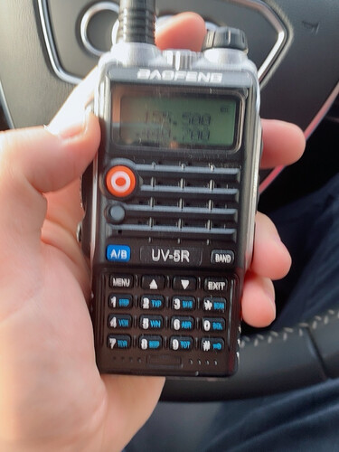「评价性价比」宝锋uv5r和泉盛uvr50哪个好？图文爆料分析