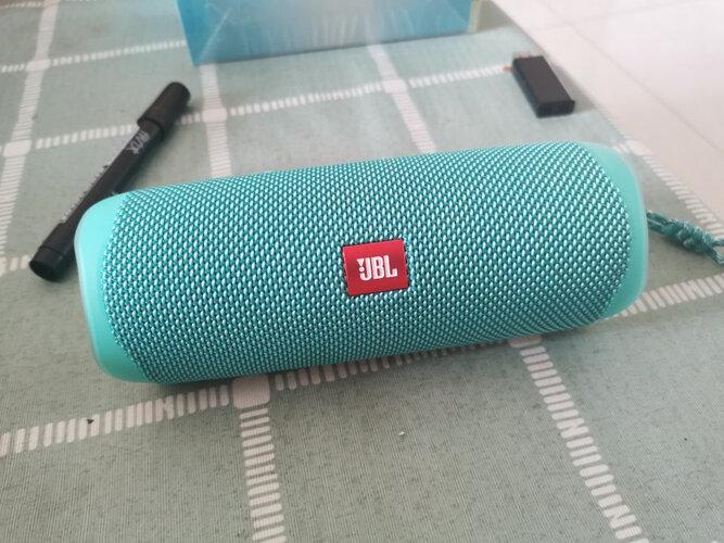 真实情况透露jblflip5和bosesoundlink比较 哪款好？深度剖析功能区别