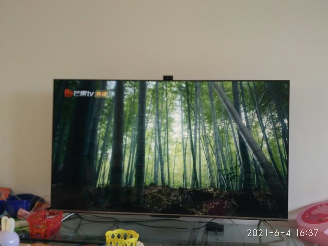 对比下海信65j70和索尼9500h哪个好？哪款更受欢迎！