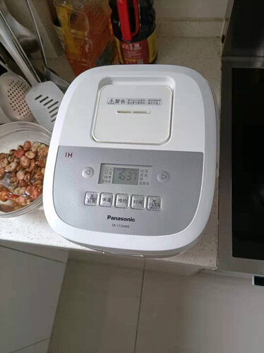 对比下松下电饭煲ar108和l10h8区别  哪个更好用，重要提醒分析？
