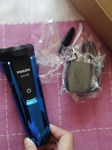 比较：飞利浦剃须刀s1060和s1050有什么区别？重要提醒分析？