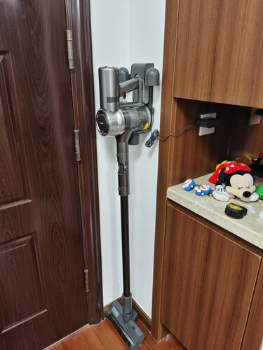 使用一个月后分享追觅吸尘器V9与V8的区别?到底要怎么选择