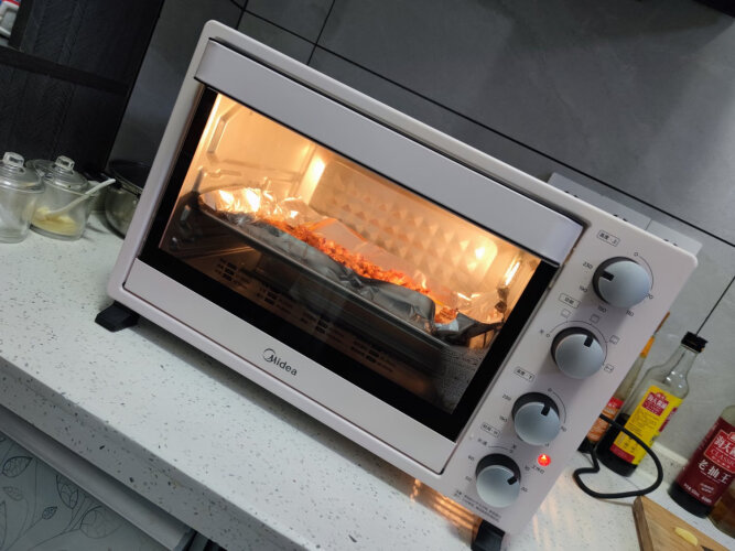 【新手必看】电烤箱怎么样选合适？全方位评测公布 美的PT1203 质量好吗？