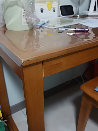 【买前须知】桌布/罩件中 铭聚布艺PVC桌布 这款属于什么档次？分析性价比质量怎么样！