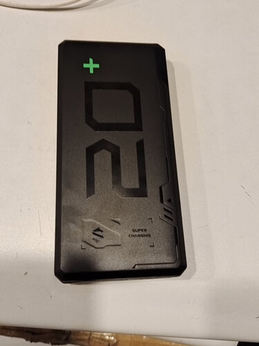 请问感受黑鲨移动电源20000怎么样,评测结果不看后悔 ?