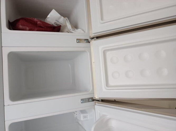 【选前必看】测评买冰箱选 现代BCD-108HCMGL 为什么后悔？达人分享质量怎么样？