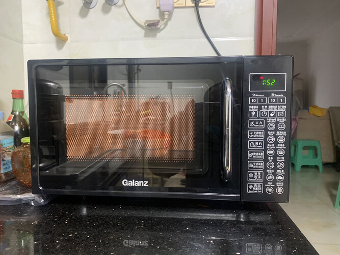 口碑解读格兰仕g70f20cn1l dg和美的m1l201b哪款更好？这样选不盲目