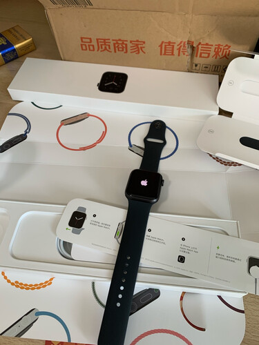 【独家爆料】苹果watch与手机是靠什么连接的？评测质量好不好